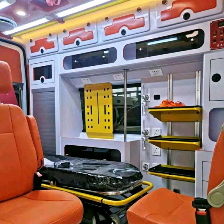 霞浦长途救护车护送病人租赁价格